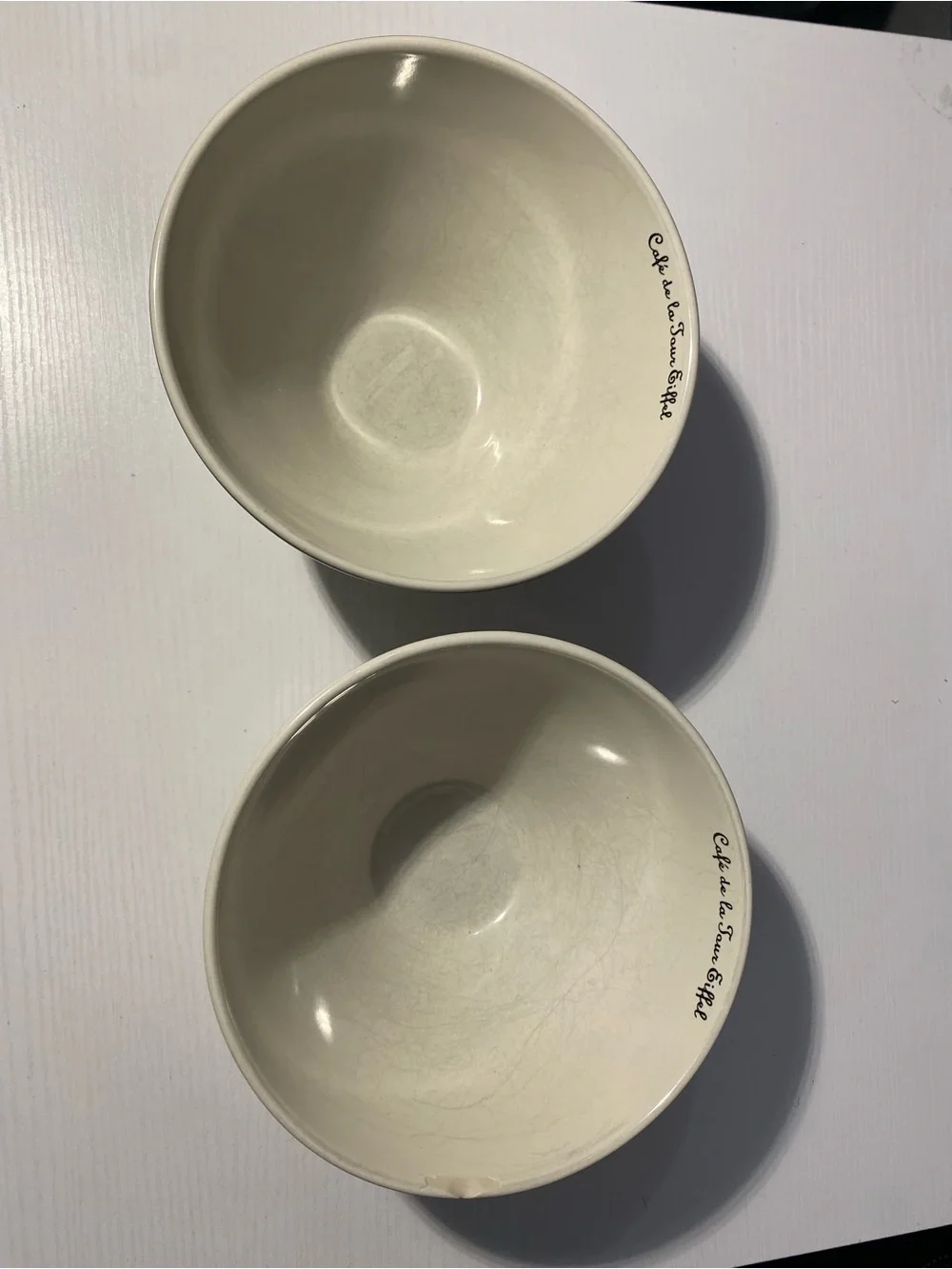 Set of 2 Kiss That Frog Cafe de la Tour Eiffel Paris Pedestal Bowls